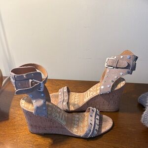 Dolce Vita Studded Wedge Sandals - Taupe